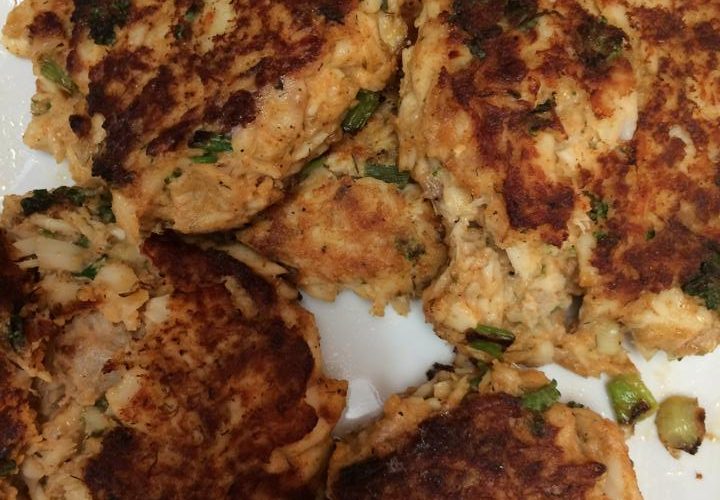 I love fish patties and this recipe for Halibut Patties is so yummy.   I haven't had fish patties since I went gluten free.  My daughter in law served these patties and oh are they delicious.  