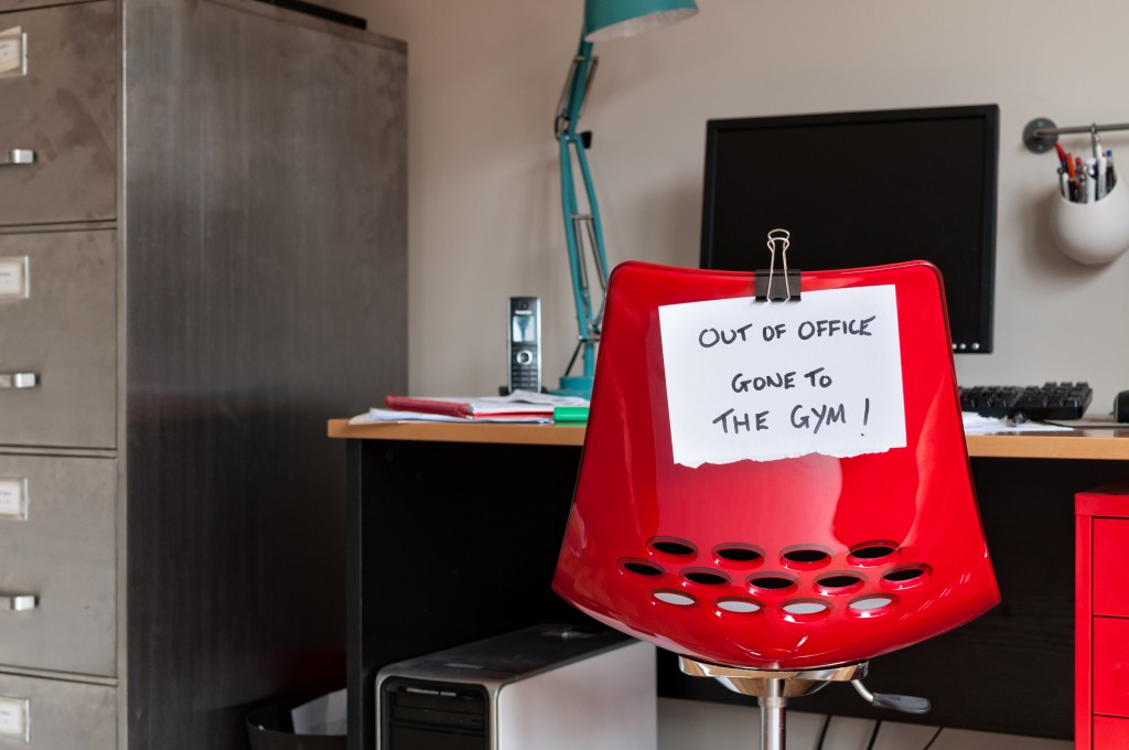 Employee leaves note on back of office chair: Out of Office. Gone to The Gym!