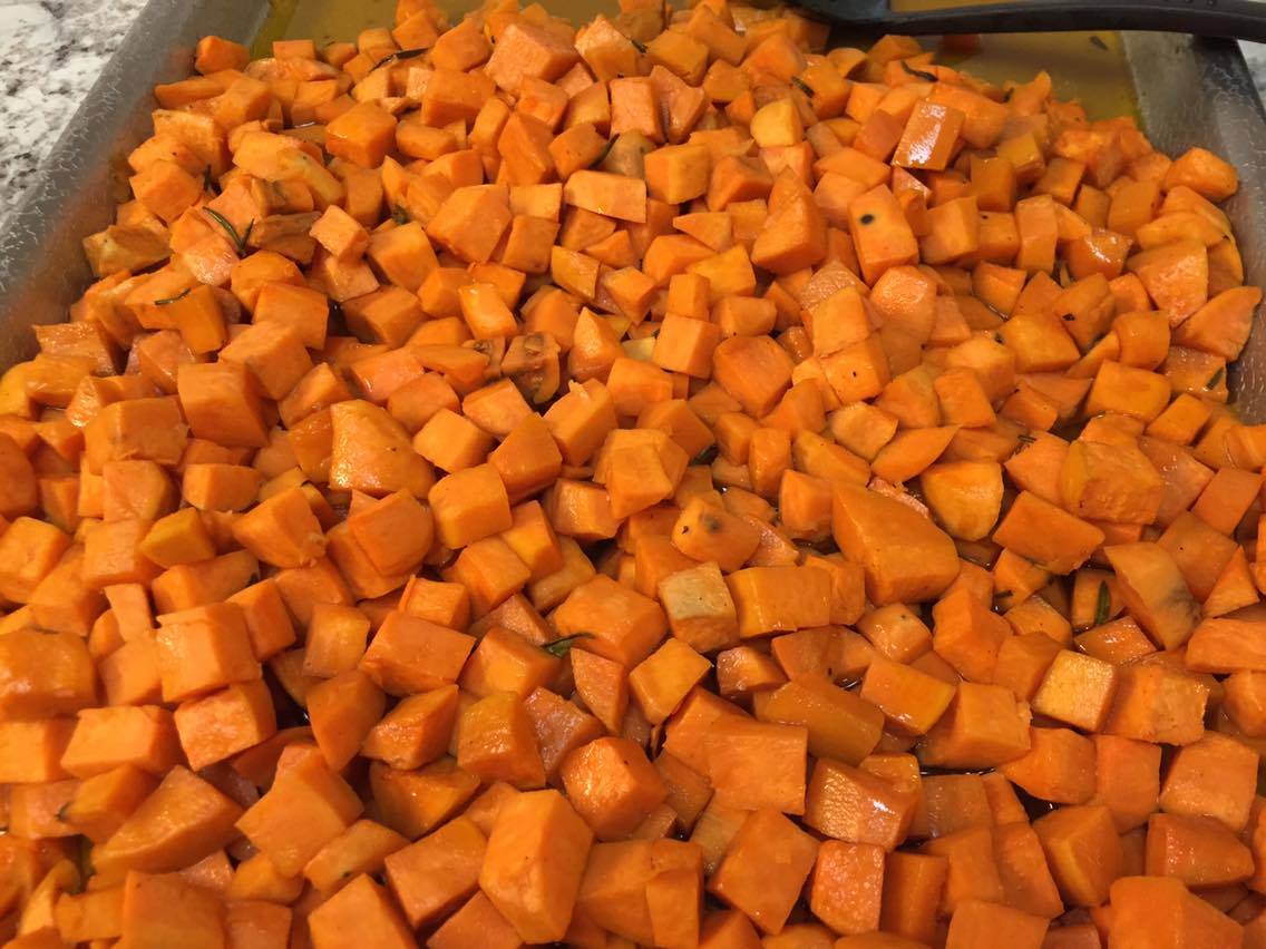 Looking for a great veggie side dish that your kids will love and so will the adults?   This recipe for Roasted Rosemary Sweet Potatoes will fit the bill.  