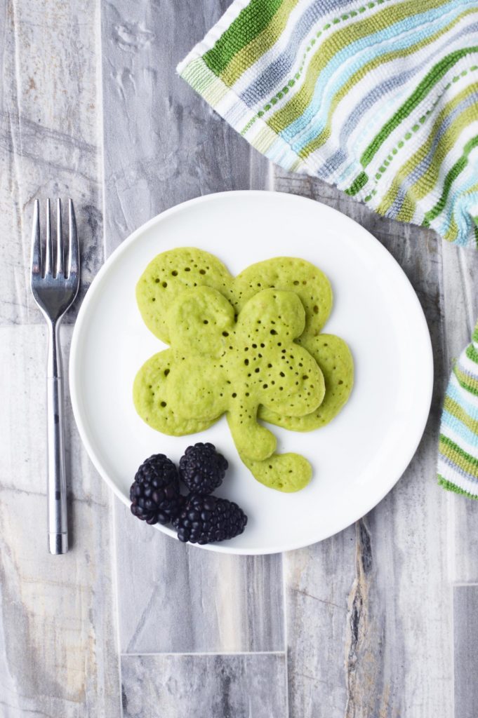 In keeping with a St Patrick's Day theme, these are fun kale pancakes to make.  You could also make them for Christmas since they will be on the green side in color.   They are also healthy!!  